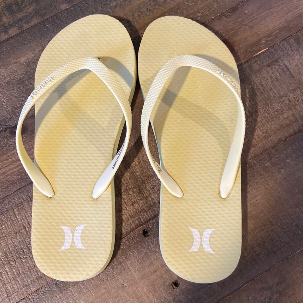 Hurley flip flops